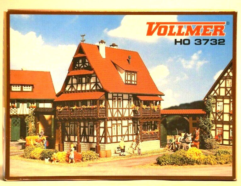 Vollmer 3732 HO Scale Vintner's Lodge Building Kit