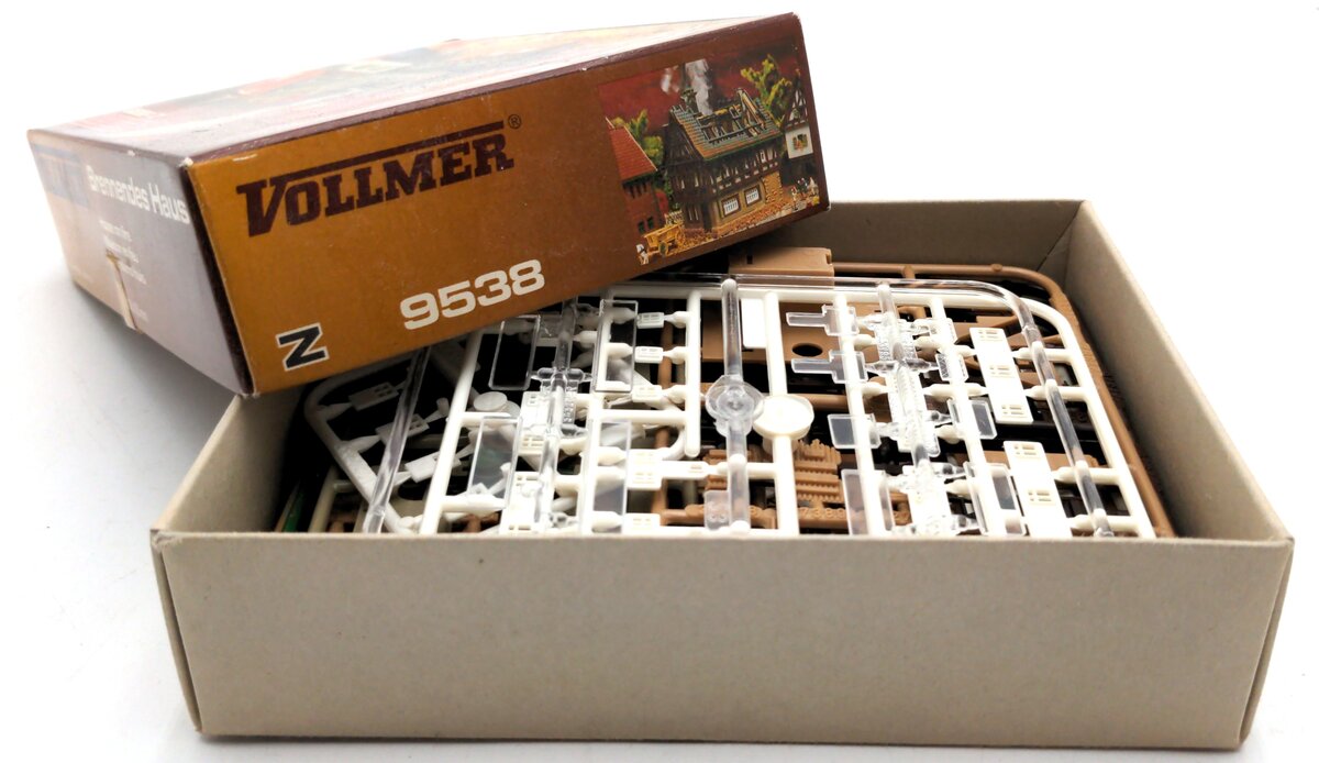 Vollmer 9538 Z Scale House on Fire Building Kit