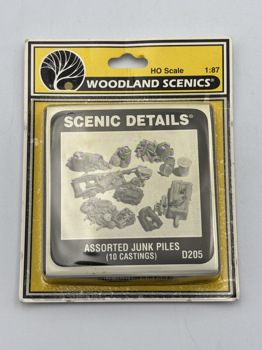 Woodland Scenics D205 HO Scenic Details Assorted Junk Piles Kit (Pack of 10)