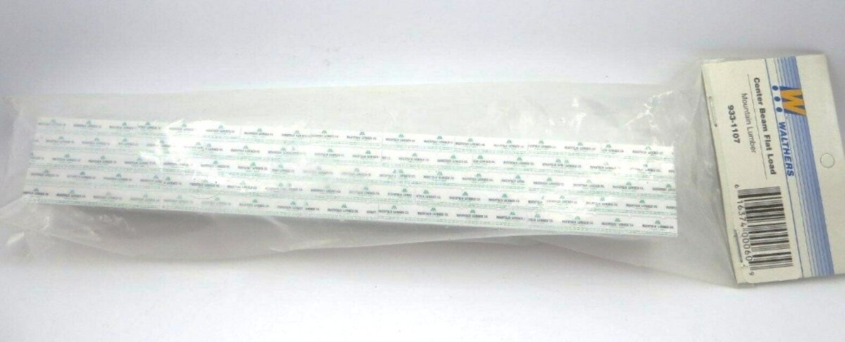 Walthers 933-1107 HO Scale Center Beam Flat Load Mountain Lumber