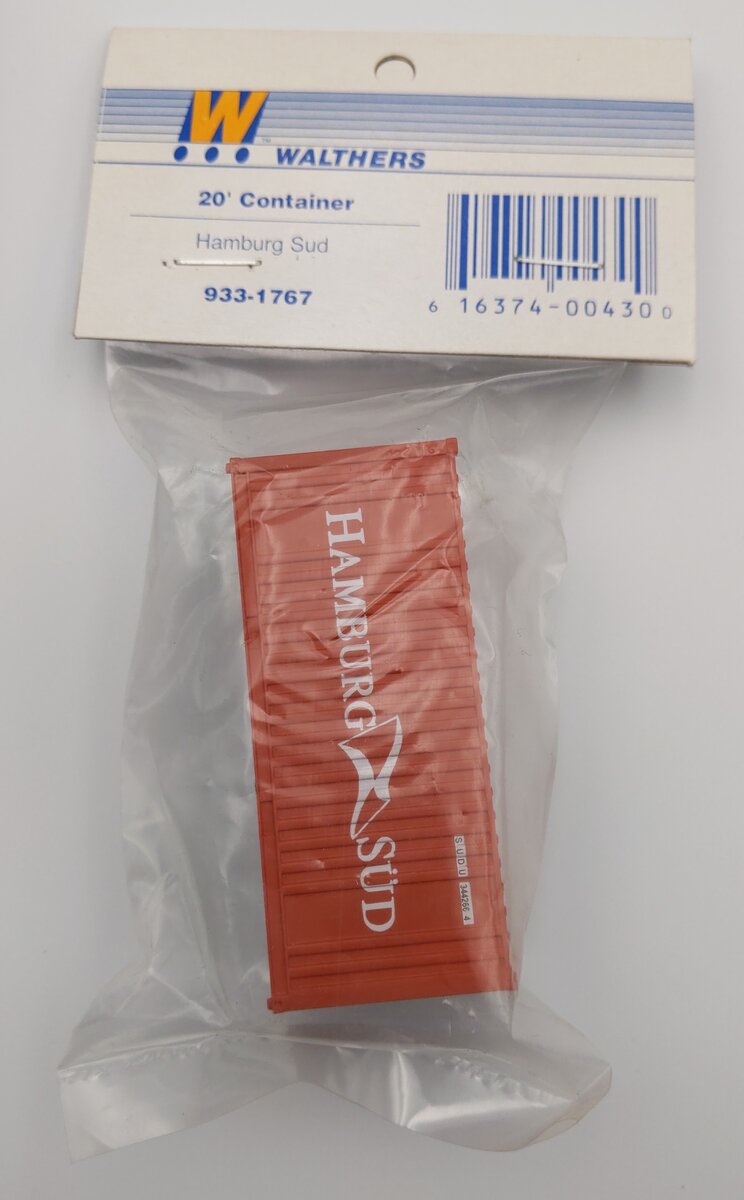 Walthers 933-1767 HO Scale Plastic 20'' Container - Hamburg Sud
