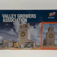 Walthers 933-3096 HO Valley Growers Association Steel Grain Elevator Kit