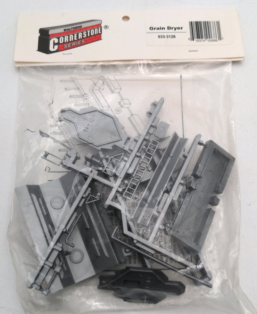 Walthers 933-3128 HO Grain Dryer Kit