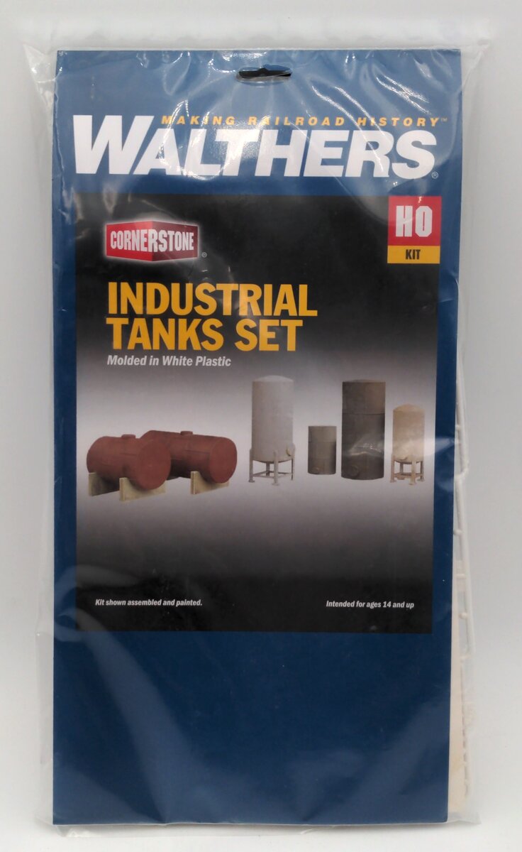 Walthers 933-3197 HO Scale Industrial Storage Tanks Detail Cornerstone Kit