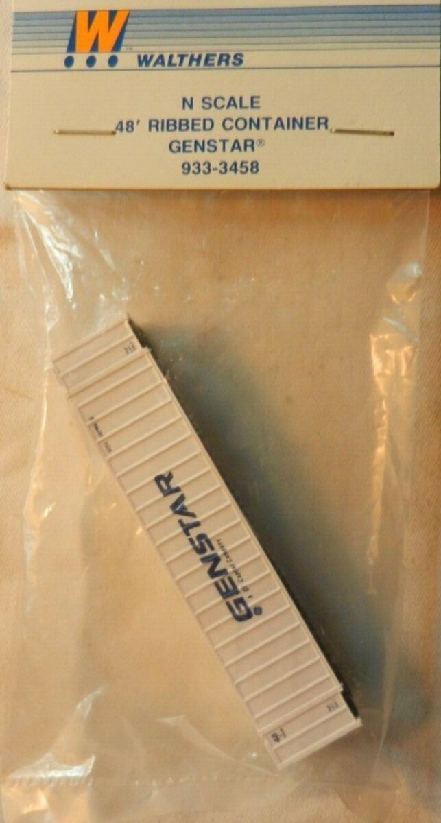 Walthers 933-3458 N Scale Assembled White/Blue Genstar 48' Ribbed Container