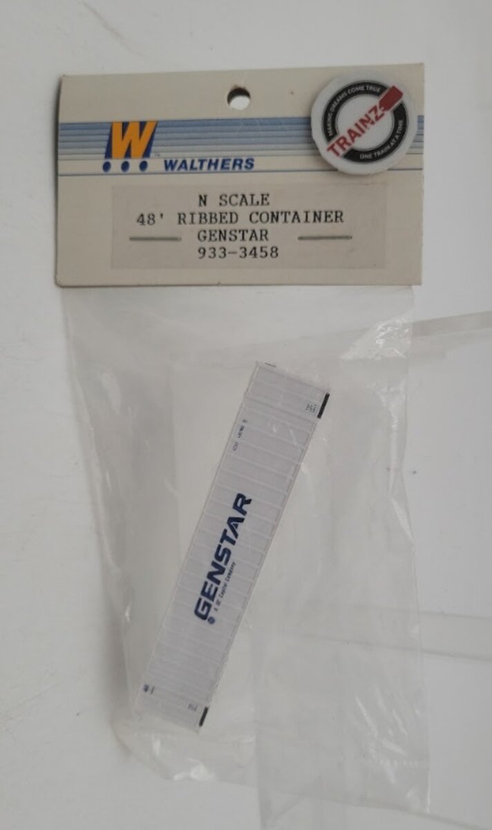 Walthers 933-3458 N Scale Assembled White/Blue Genstar 48' Ribbed Container
