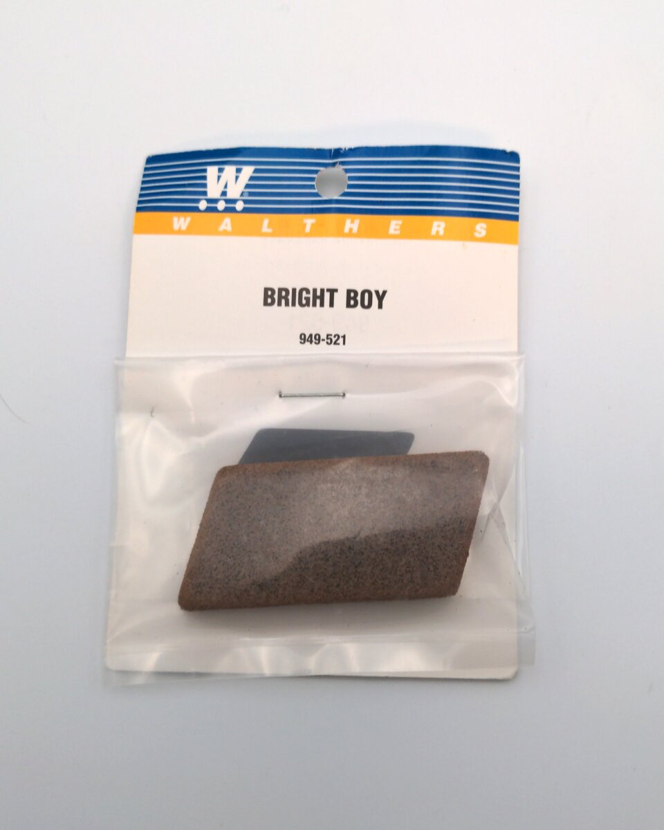 Walthers 949-521 Bright Boy Standard Grit Abrasive Track Cleaner