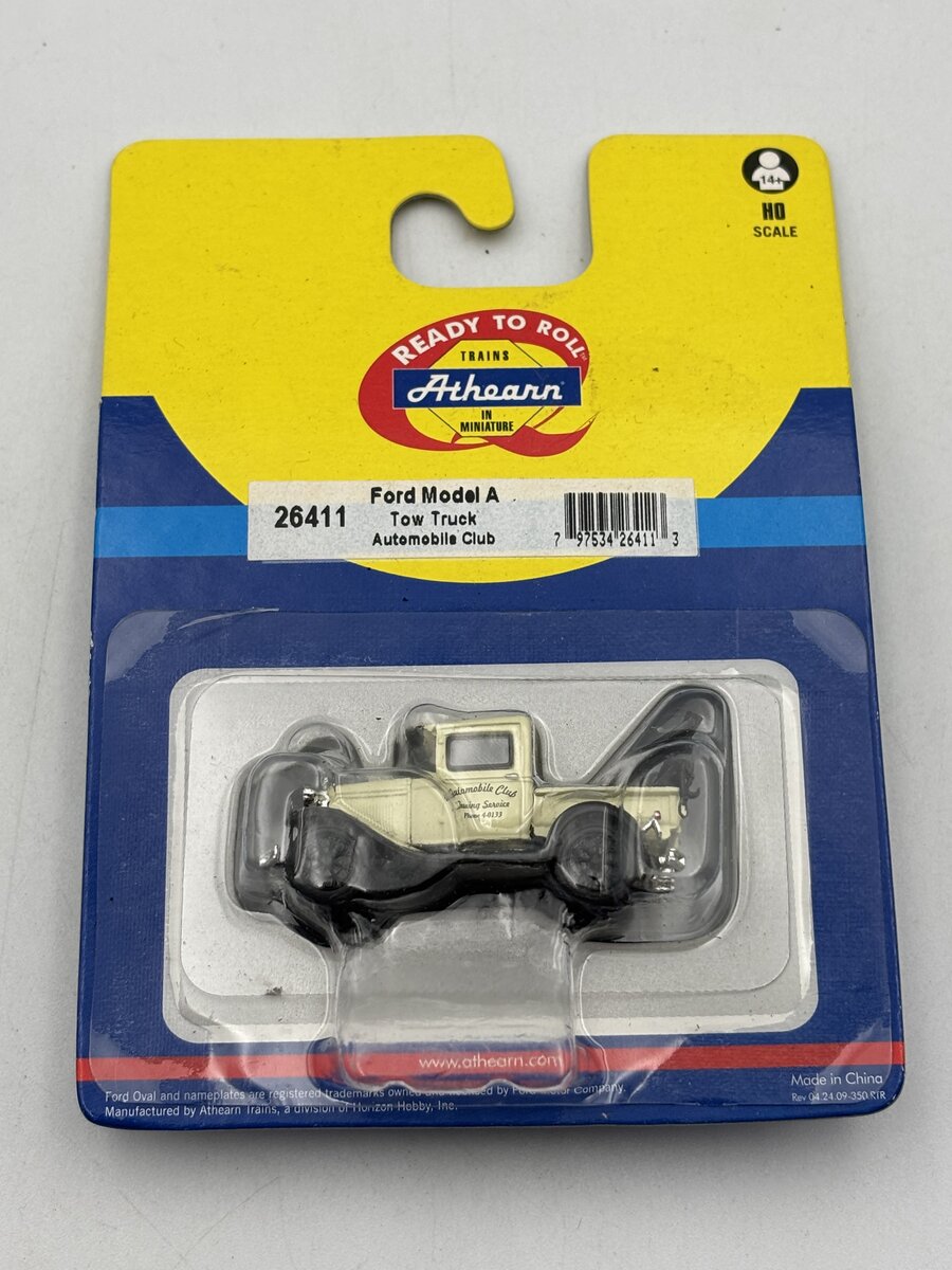 Athearn 26411 HO Auto Club Towing Model A Tow Truck