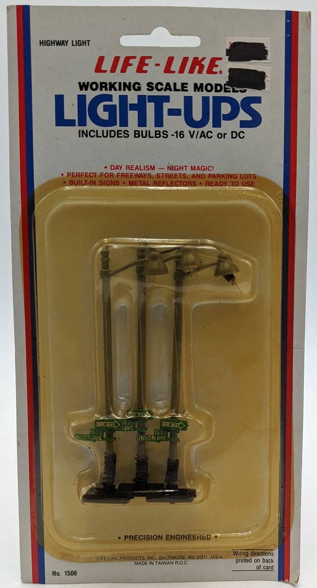 Life Like 1506 HO 16 Volt/AC or DC Highway Lights (Pack of 3)