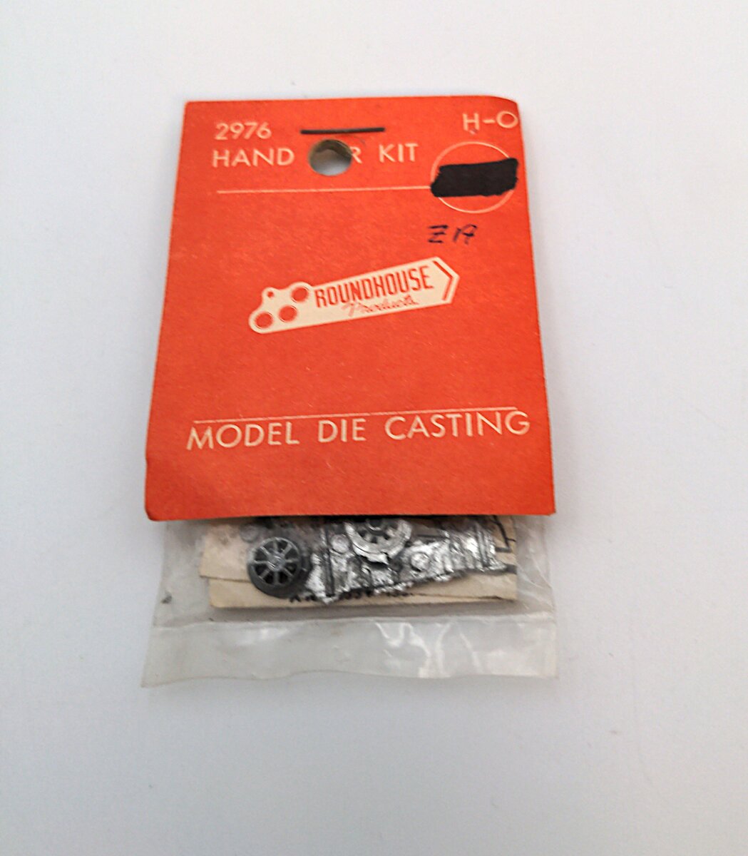 Roundhouse 2976 HO Scale Molded Handcar Model Diecast Kit