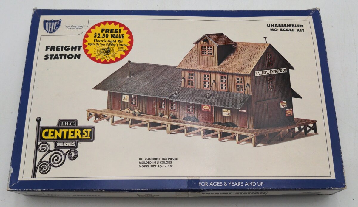 IHC 7785 HO Center St Series Freight Station Building Kit