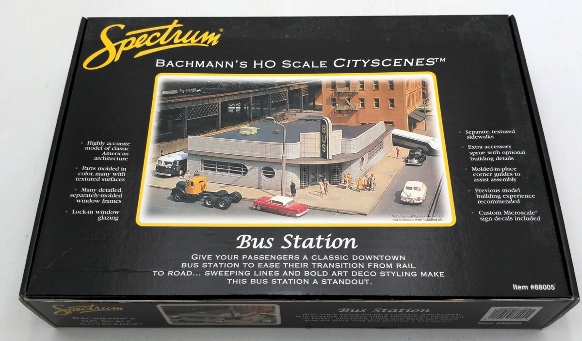 Bachmann 88005 HO Spectrum Scale Bus Station City Scenes Kit