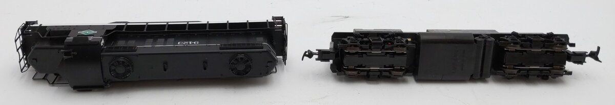 Proto 2000 8155 Life Like HO Illinois Central GP18 Diesel Locomotive #9423