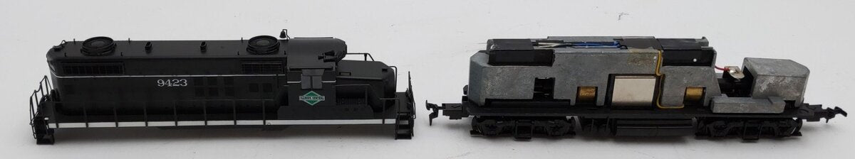 Proto 2000 8155 Life Like HO Illinois Central GP18 Diesel Locomotive #9423
