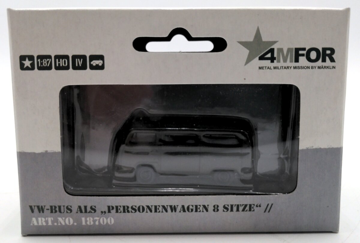 Marklin 18700 1:87 Scale Diecast VW Bus 8-Seat Passenger Vehicle