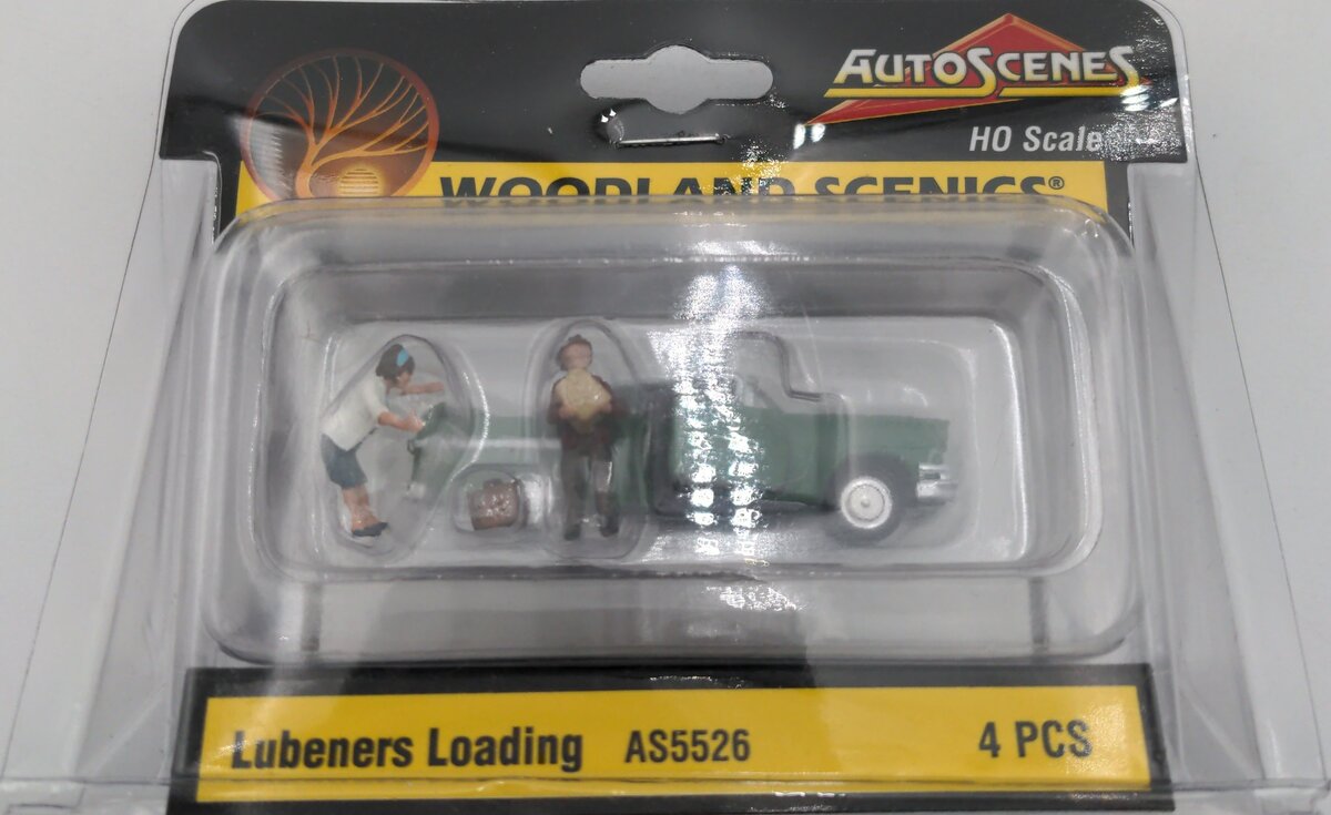 Woodland Scenics AS5526 HO AutoScenes Lubeners Loading