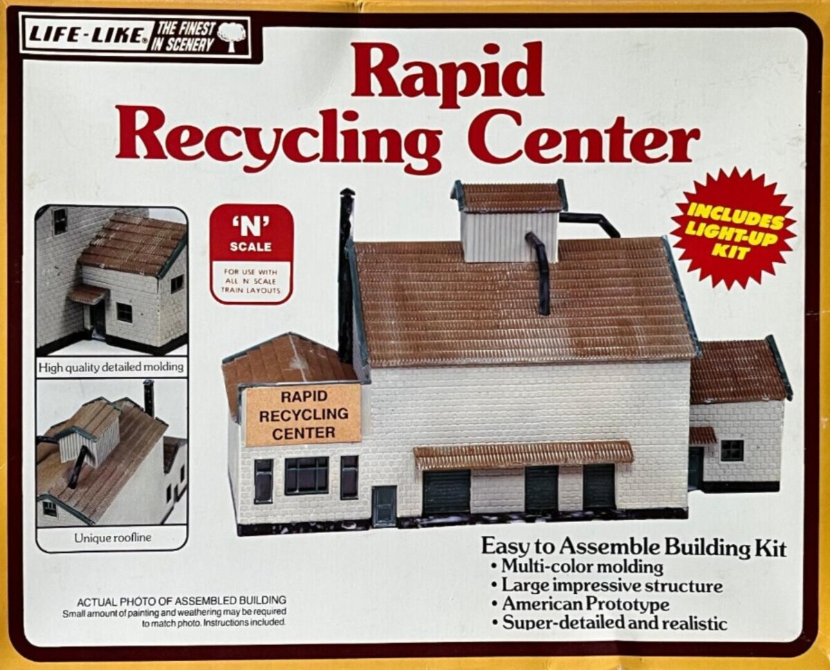 Life Like 7473 N Scale Rapid Recycling Center With Light-Up Building Kit