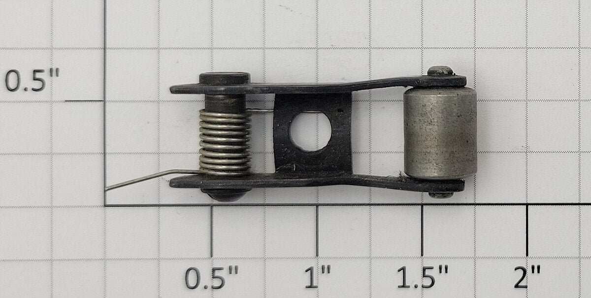 Lionel 226E-89 O Gauge Steam Loco Collector Roller Assembly