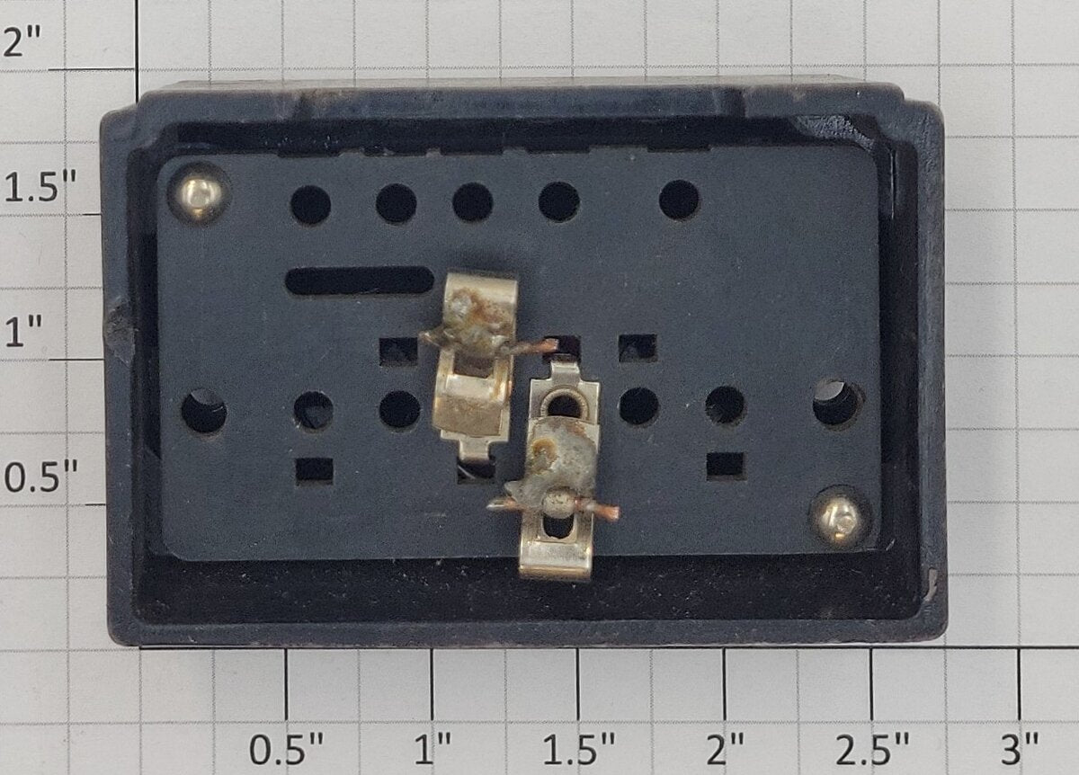 American Flyer XA14A964-M S Gauge Milk Car Control Button with Fahnestock Clips