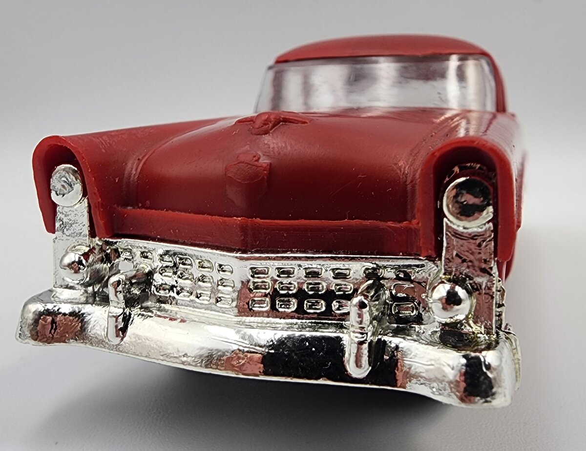 Lionel 6414-25 Red Repro Automobile with Chrome Bumpers