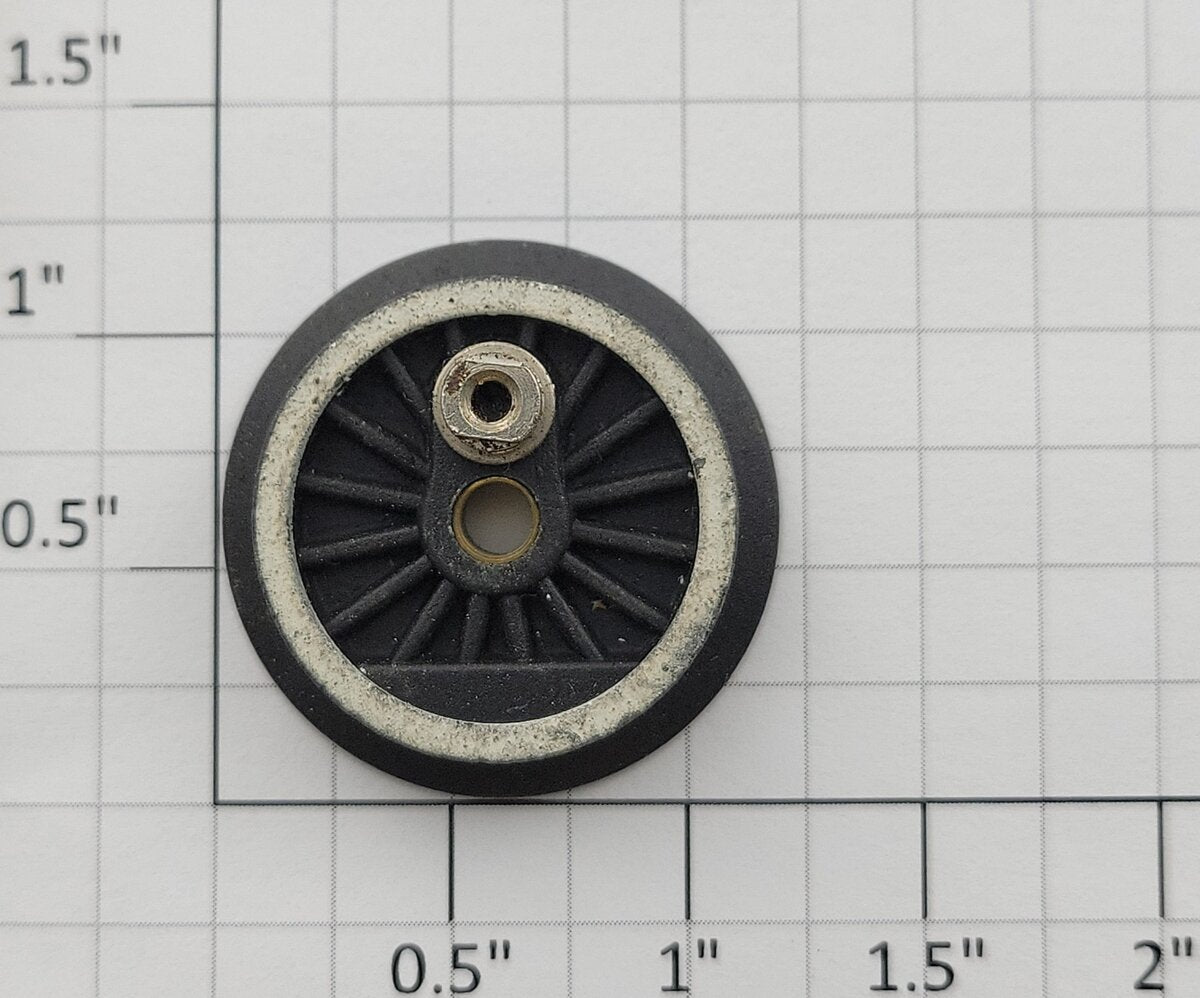 Lionel 682-11 Turbine Flanged End Wheel with White Wall