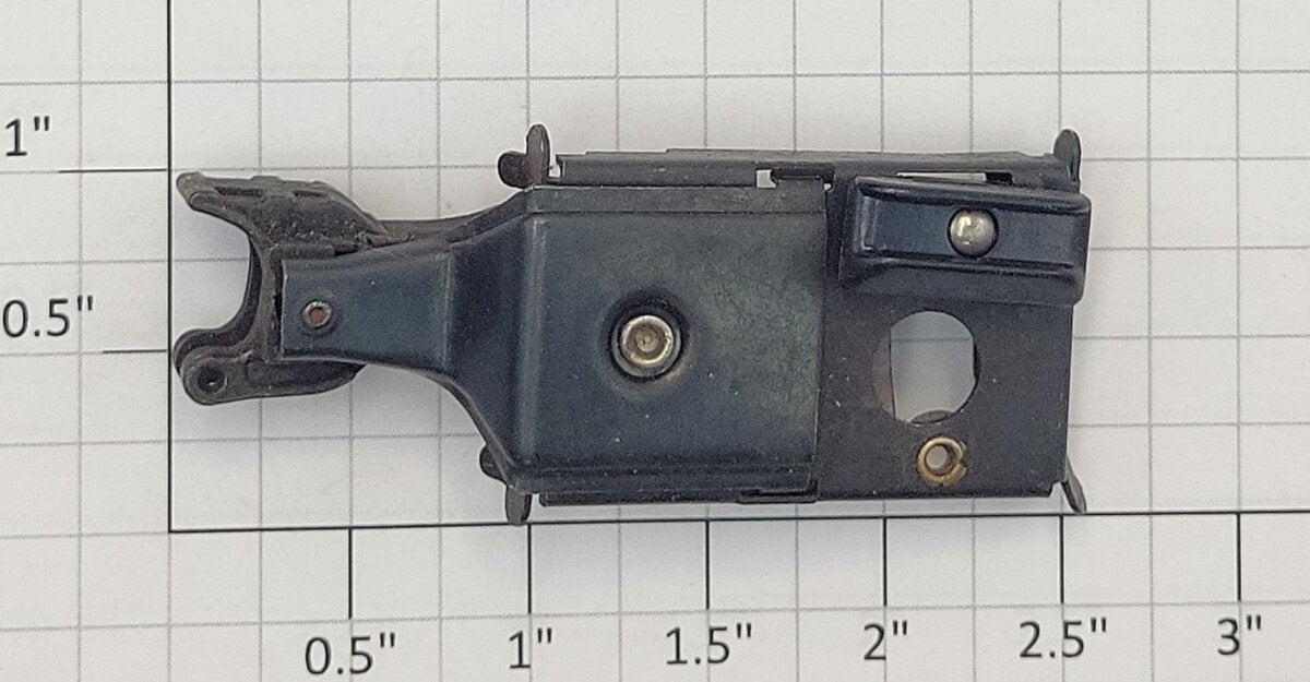 Lionel 483-2 Base Plate Operating Coupler with Slide Shoe