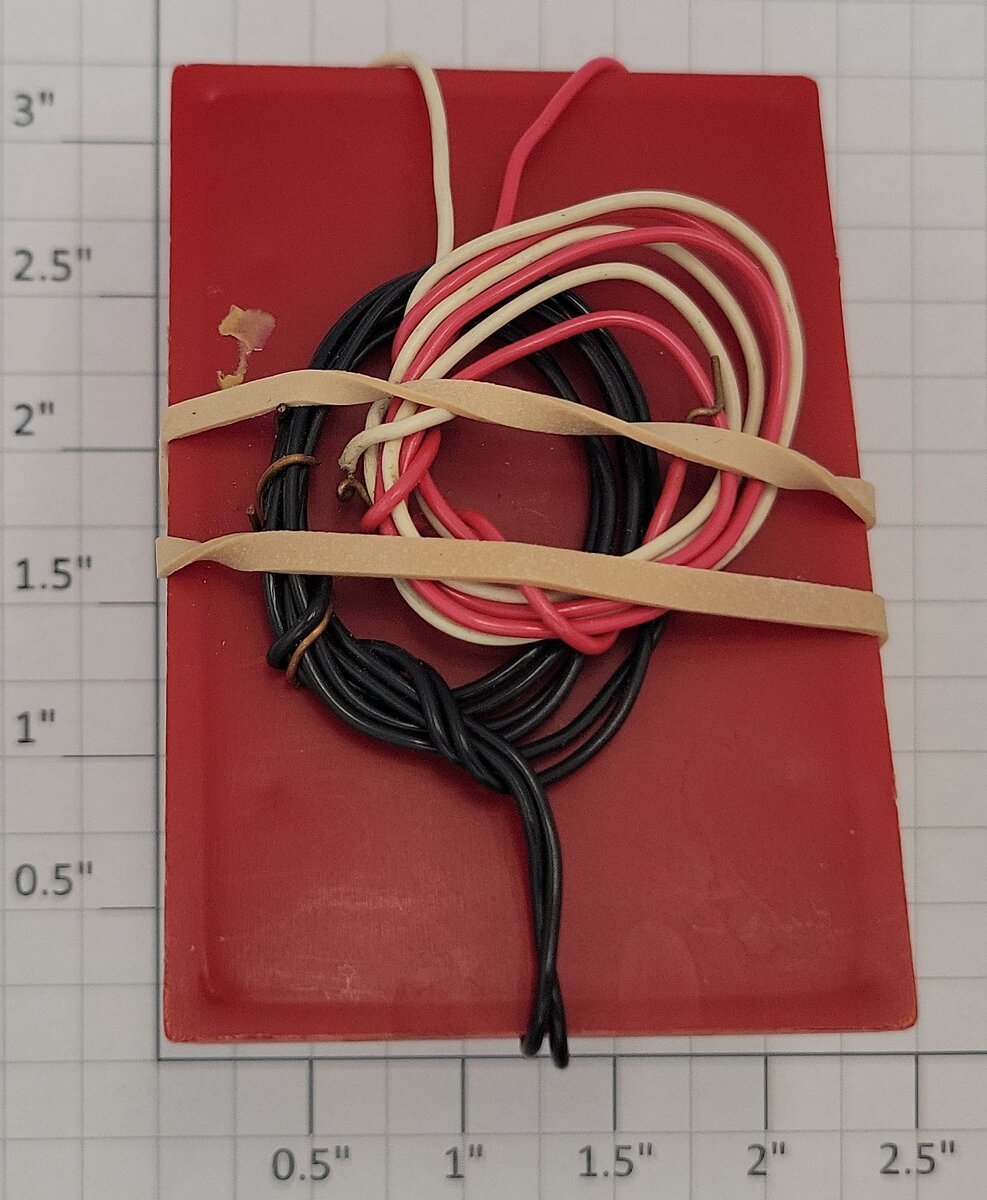 Lionel 8251-50 O Gauge Red Horn/Whistle Switch Controller with Wire
