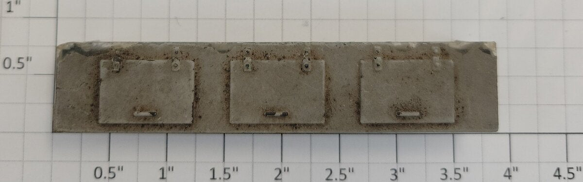 Lionel 2420-8 Gray Tool Box with Chips