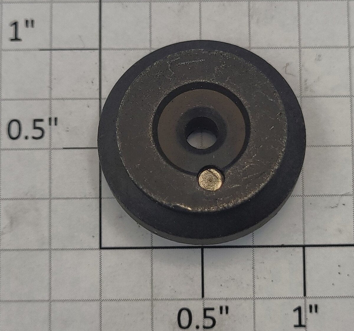 Lionel 681-23 Center Wheel with White Rim