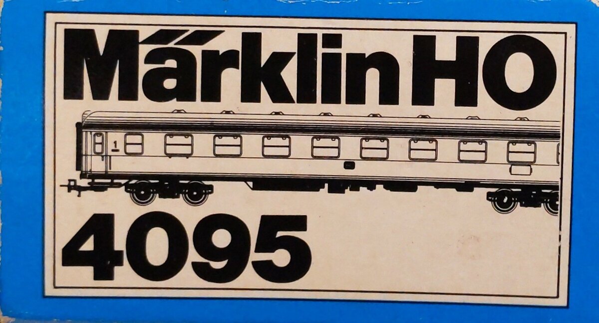 Marklin 4095-1 HO TEE Speisewagen DB WRumh Passenger Car #: 61 80 88-80 133-8