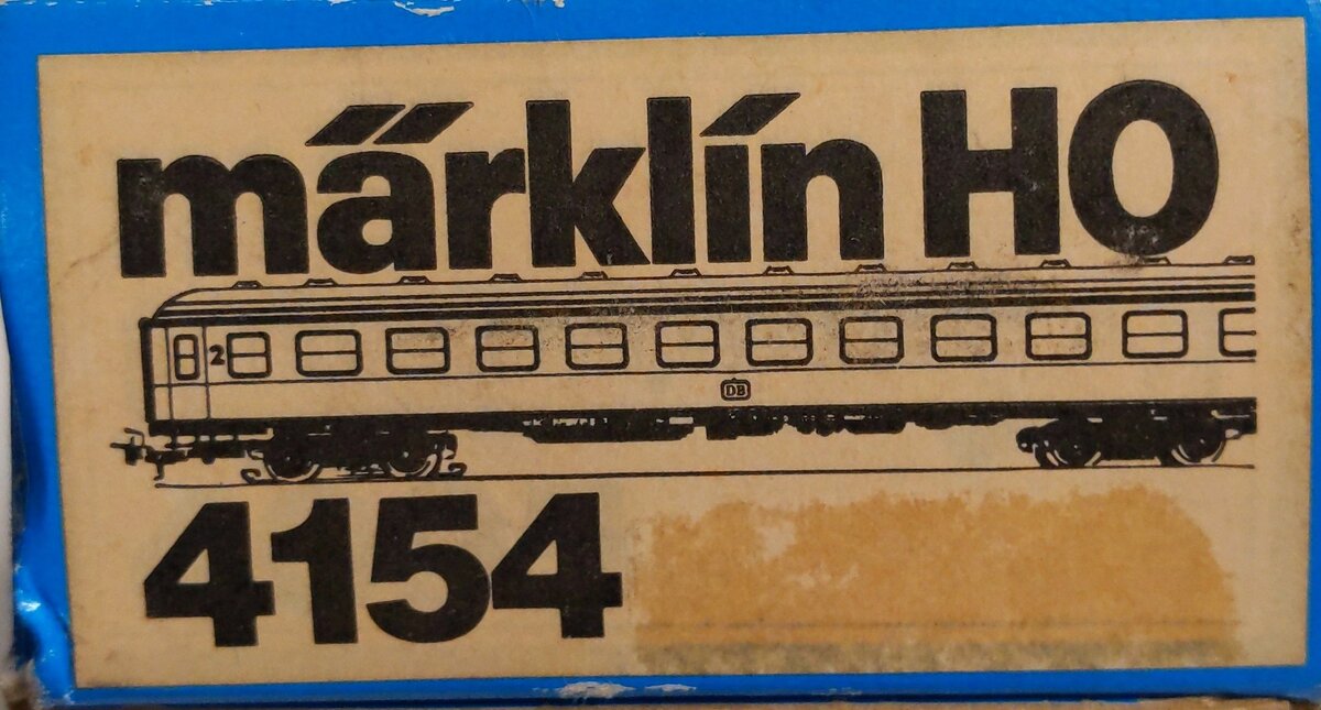 Marklin 4154 HO 2nd Class DB Aum Compartment Carriage Road #: 51 80 10-81 923-5