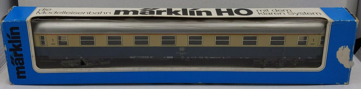 Marklin 4154 HO 2nd Class DB Aum Compartment Carriage Road #: 51 80 10-81 923-5