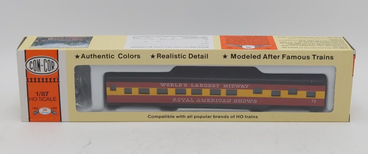 Con-Cor 0001-000988 HO Royal American Shows 72'' Pullman Sleeper Car Kit