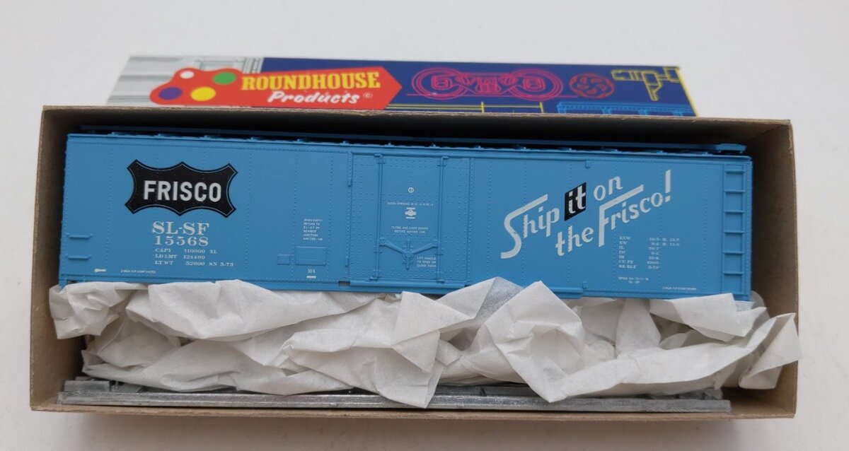 Roundhouse 1267 HO Scale Frisco 50'''' Plug Door Boxcar # 15568 Kit