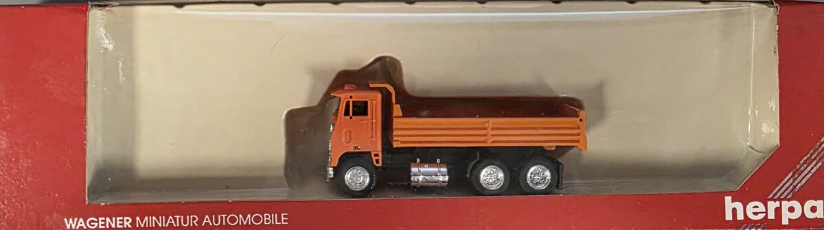 Herpa 6048 HO Short Dump Truck