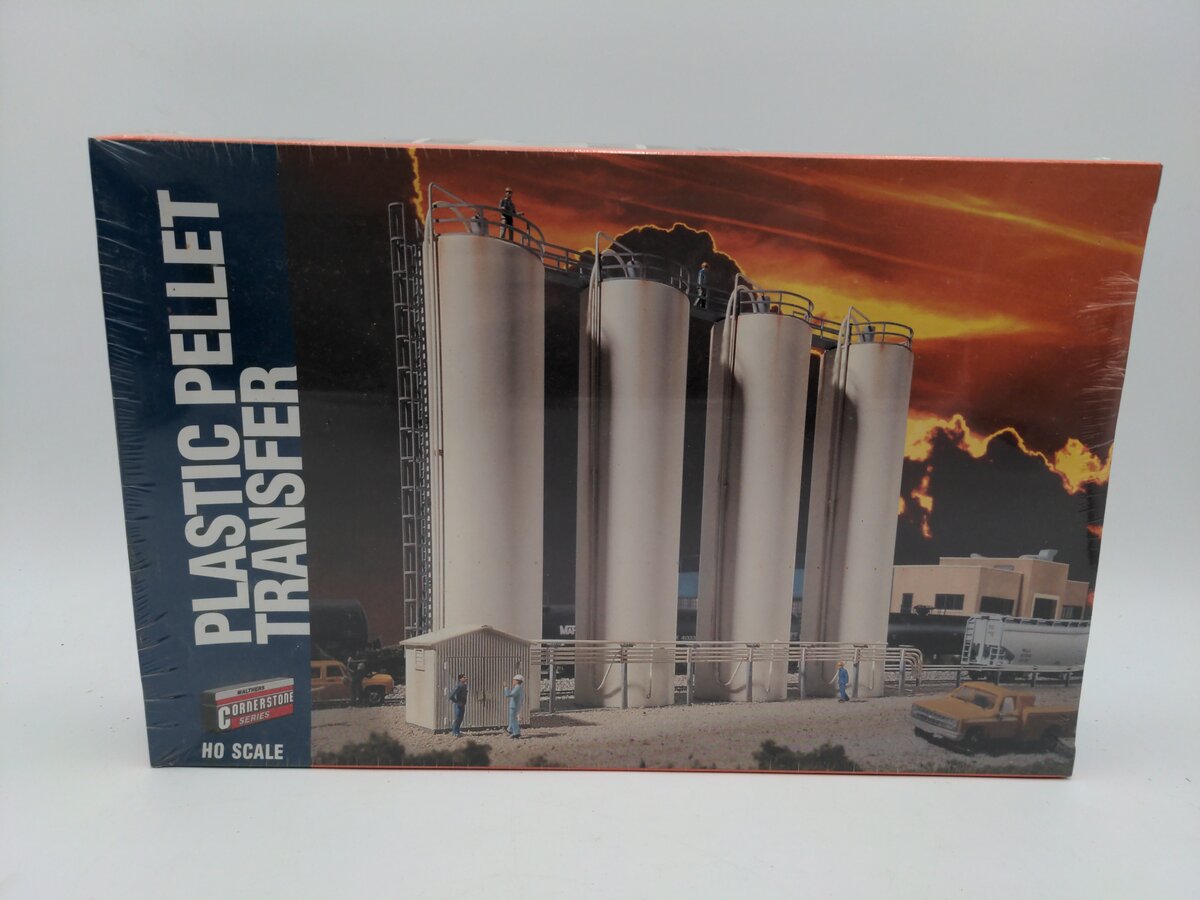 Walthers 933-3081 HO Scale CornerStone Pellet Transfer Building Plastic Kit