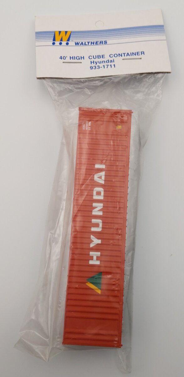 Walthers 933-1711 HO Scale Plastic 40' High Cube Container - Hyundai