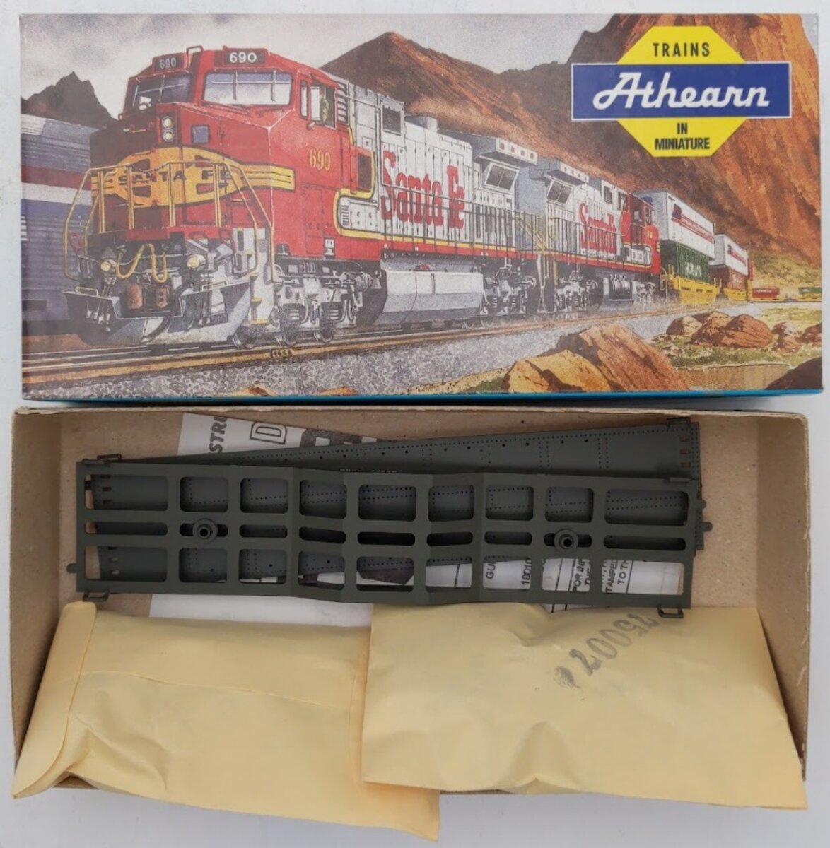 Athearn 1295 HO Scale D.O.D.X. Heavy Duty Flat Kit