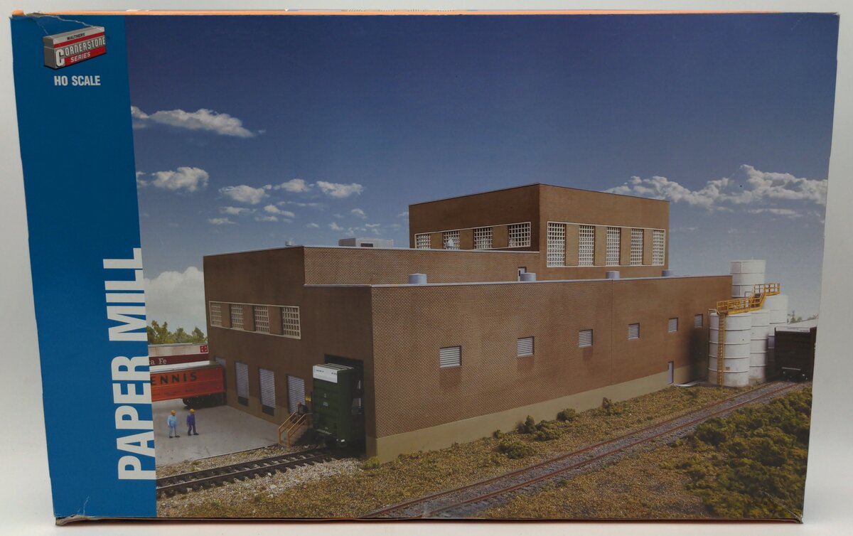 Walthers 933-3902 HO Scale Paper Mill Superior Paper Building Kit