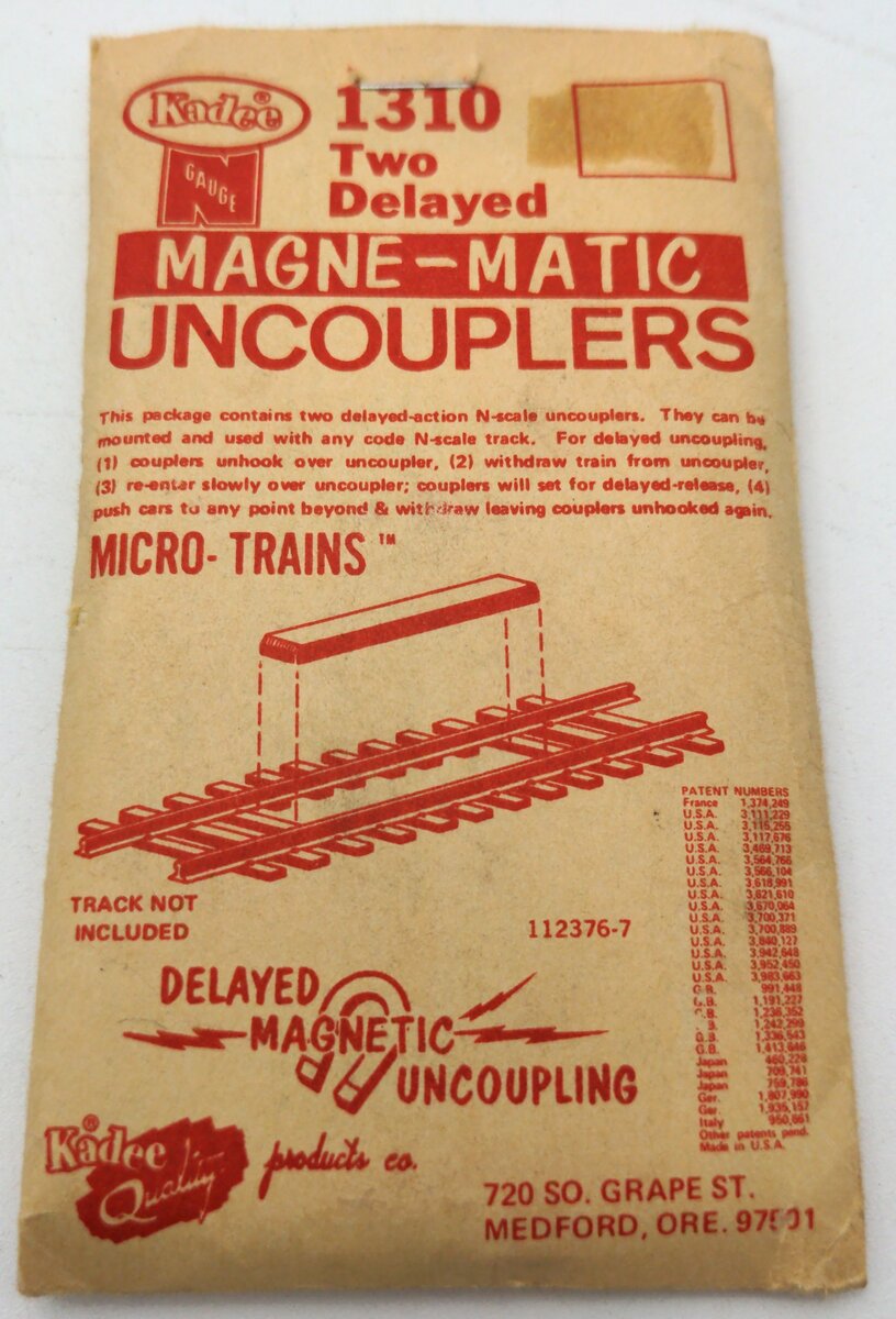 Kadee 1310 N Two Delayed Magne-Matic Uncouplers