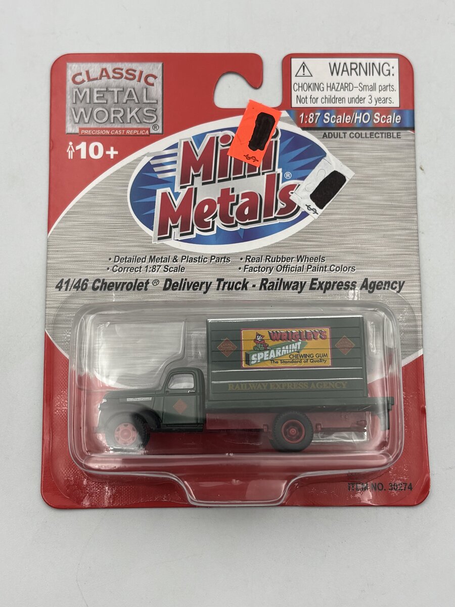 Classic Metal Works 30274 HO Mini Metals REA 1941-1946 Chevrolet Delivery Truck