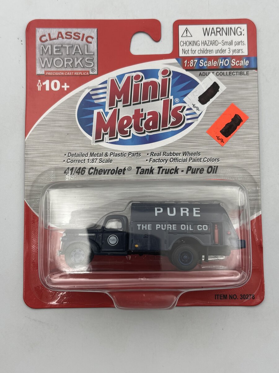 Classic Metal Works 30278 HO Mini Metals Pure Oil Blue '41-'46 Chevy Tank Truck