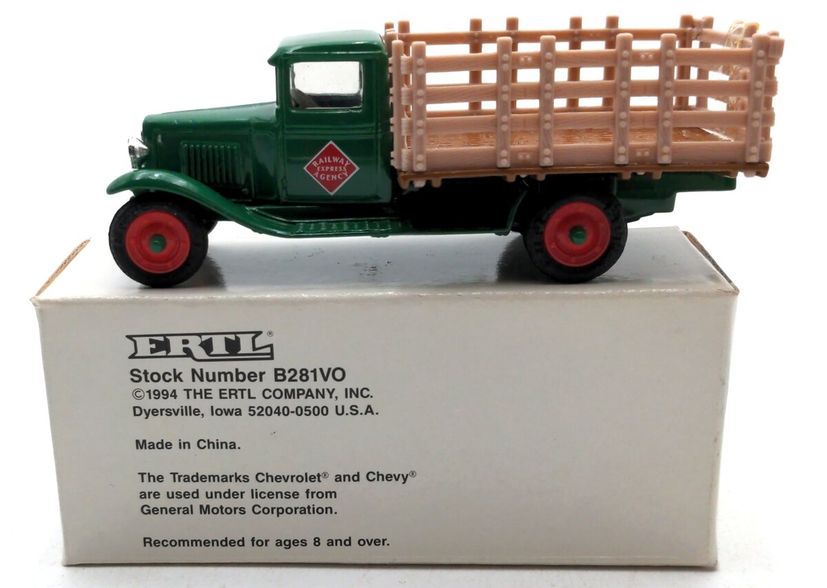 Ertl B281VO 1:43 1930 Chevrolet REA Railroad Stake Bed Truck Diecast