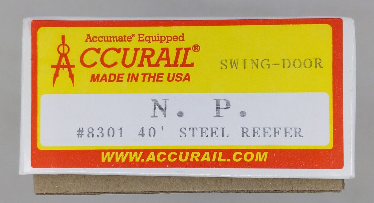 Accurail 8301 HO Scale Northern Pacific 40' Steel Reefer - Road #: 91063