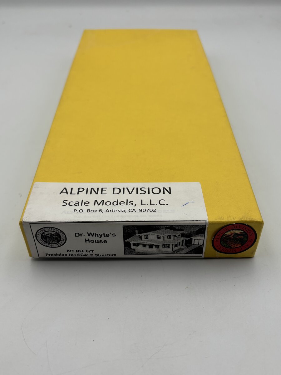 Alpine Division Scale Models 577 HO Dr. Whyte's Bungalow w/Garage Kit