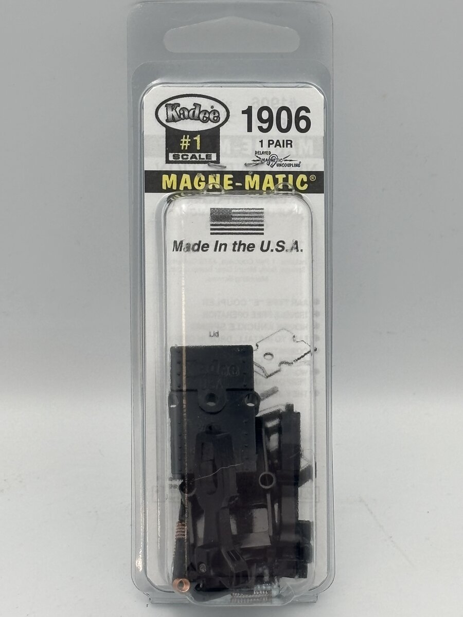 Kadee 1906 1 Scale Straight Centerset Shank AAR Type E Coupler & Body Mount Gear