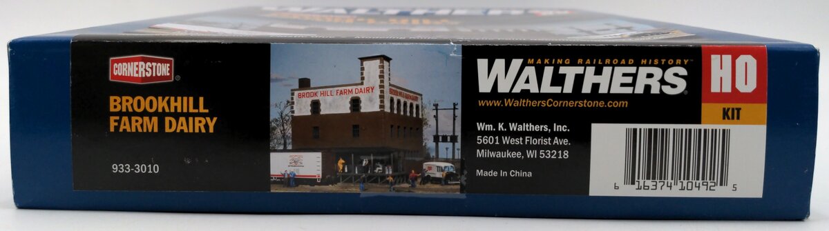 Walthers 933-3010 HO Scale Brook Hill Farm Dairy Building Kit