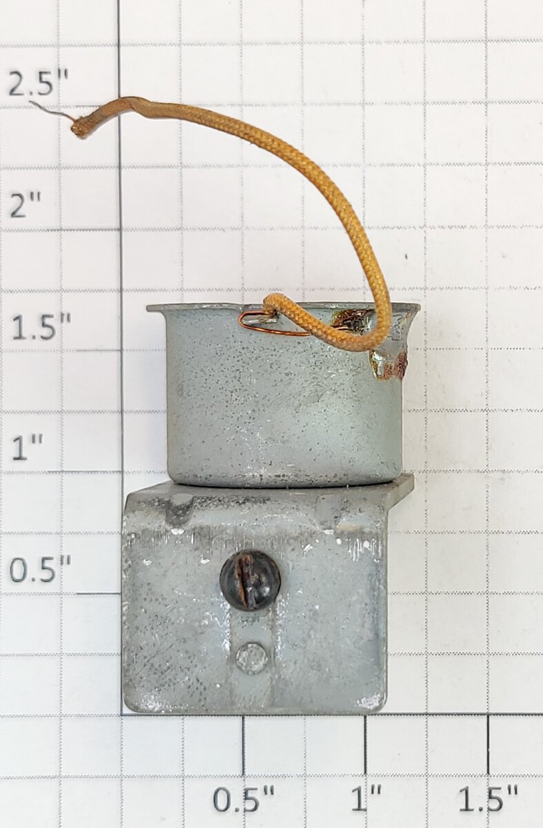 Lionel 362-20 Barrel Loader Electromagnet Coil and Bracket Assembly