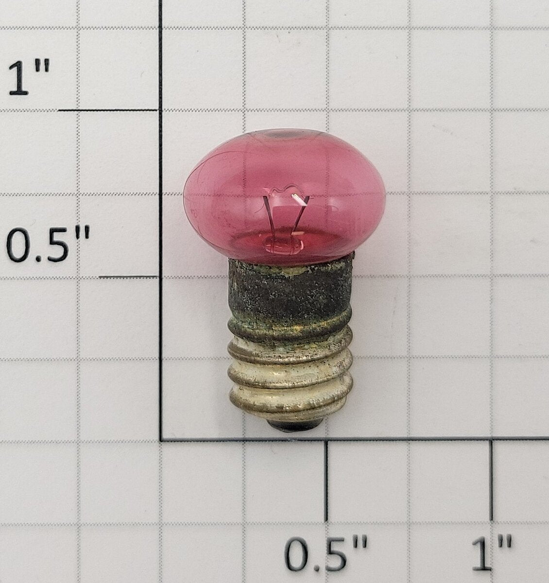 Marx MARX-95 Red 18 Volt Screw Base Transparent Red Large Flat Head Light Bulb