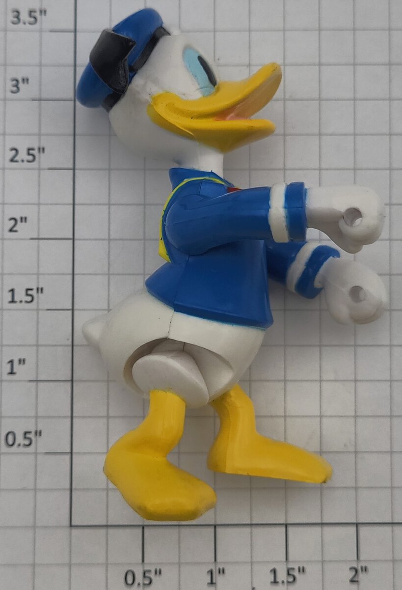 Lionel 87207-13 G Scale Donald Duck Figure for Handcar